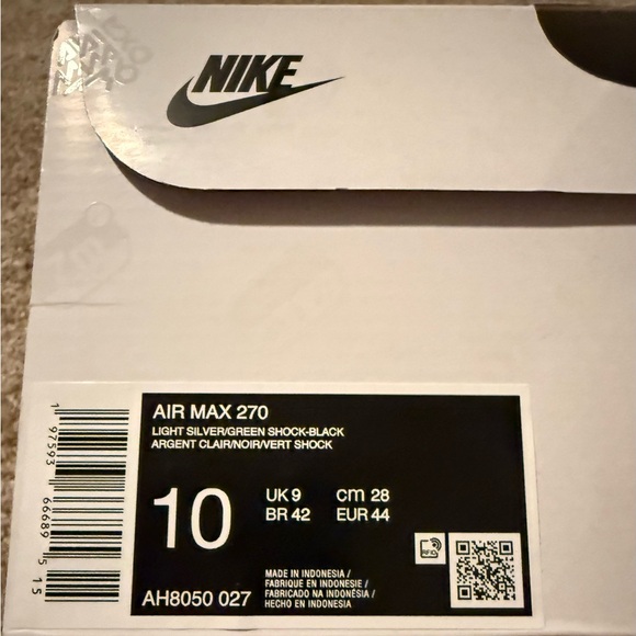 Nike Air Max 270 Light Silver and Green - Picture 2 of 8